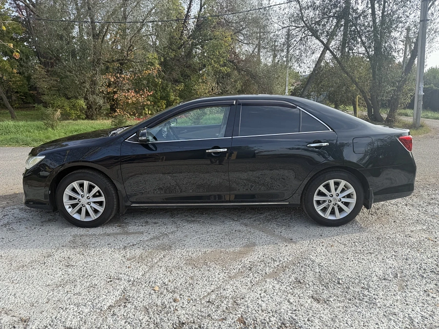 Toyota Camry, 2012г., передний привод, автомат