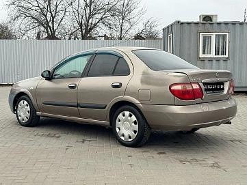 Nissan Almera, 2005г, передний привод, механика