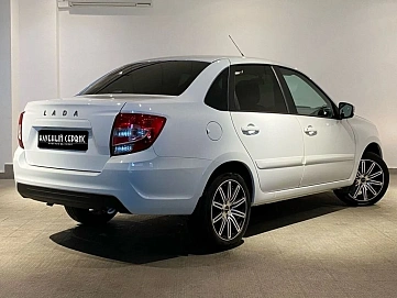 Lada (ВАЗ) Granta, 2023г, передний привод, механика