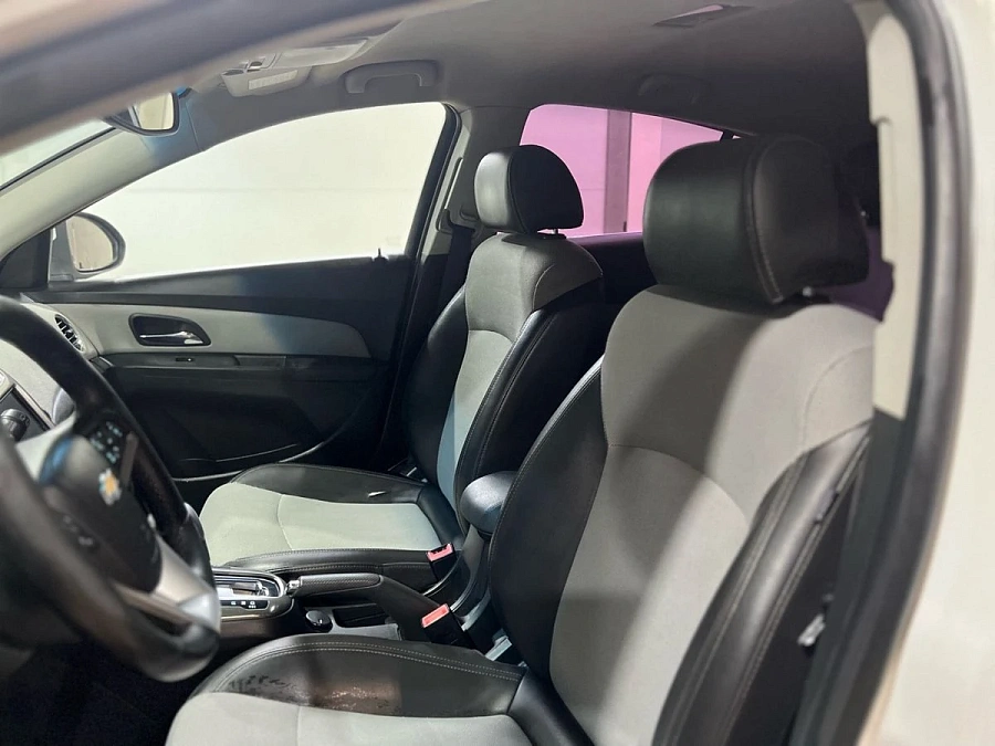 Chevrolet Cruze, 2013г., передний привод, автомат