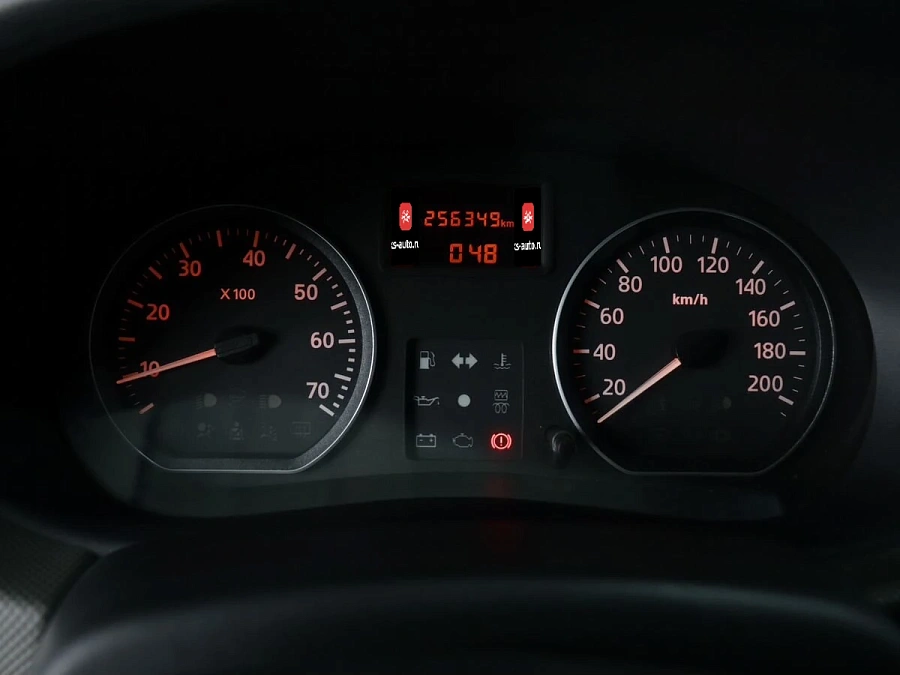 Renault Sandero, 2011г., передний привод, механика