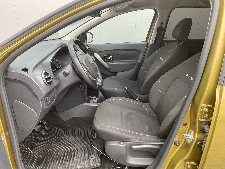 Renault , 2017г., передний привод, автомат