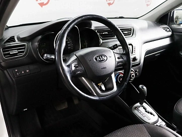 Kia Rio, 2013г, передний привод, автомат