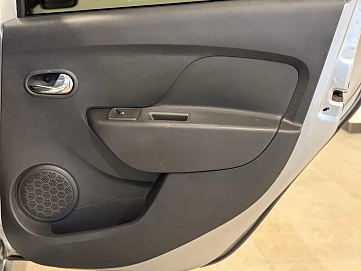 Renault Logan, 2021г, передний привод, автомат