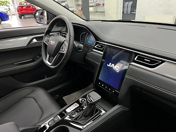 JAC J7, 2023г, передний привод, вариатор
