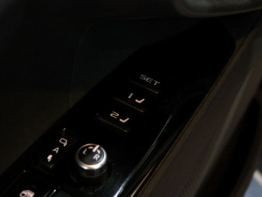 Toyota Camry, 2024г., передний привод, вариатор