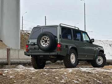 Nissan Patrol, 1994г, полный привод, механика