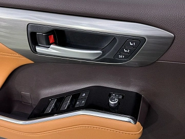 Toyota Highlander, 2025г, полный привод, автомат