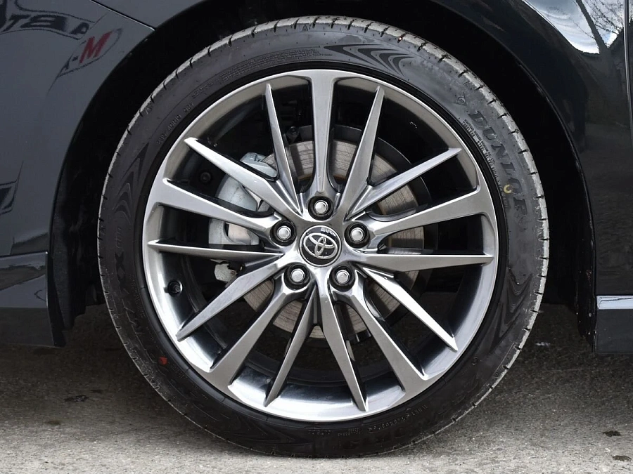 Toyota Camry, 2026г., передний привод, вариатор