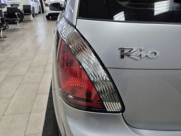 Kia Rio, 2010г, передний привод, механика