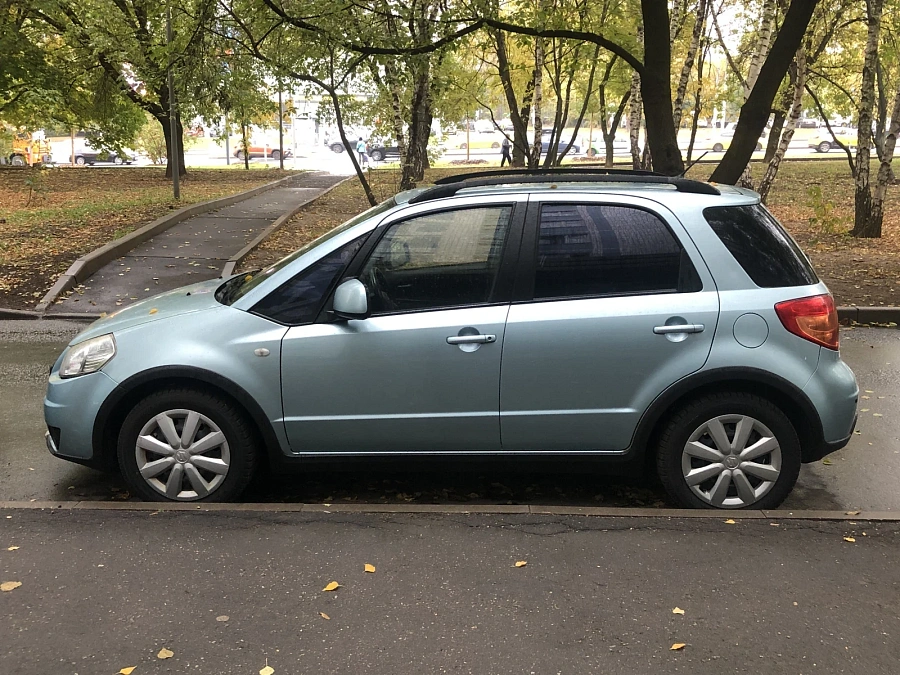 Suzuki SX4, 2008г., передний привод, механика