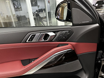 BMW X6, 2024г, полный привод, автомат