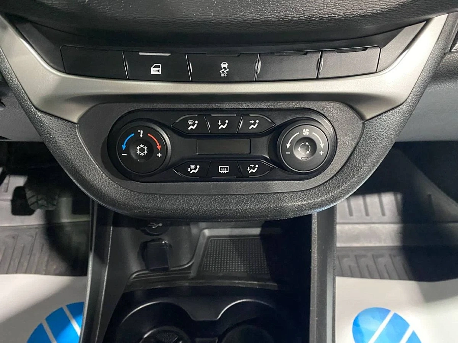 Lada (ВАЗ) Vesta, 2021г., передний привод, механика