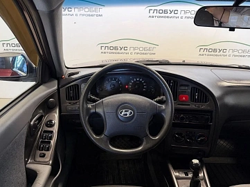 Hyundai Elantra, 2008г., передний привод, механика