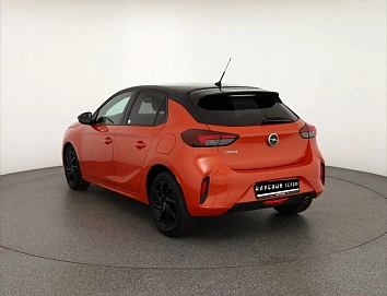Opel Corsa, 2022г, передний привод, автомат