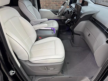 Hyundai Staria, 2022г, передний привод, автомат