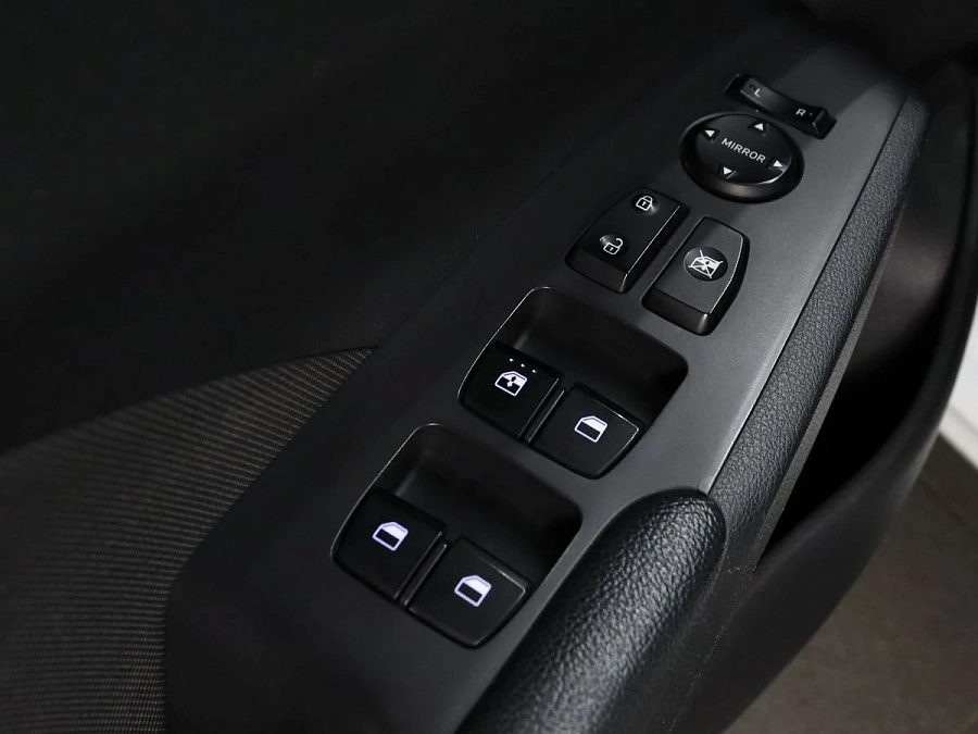 Hyundai Solaris, 2017г., передний привод, автомат