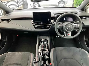 Toyota Corolla, 2024г, полный привод, механика