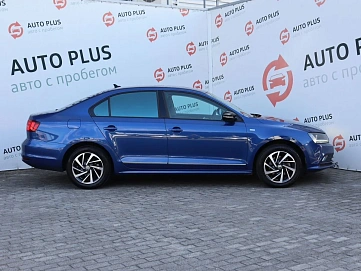 Volkswagen Jetta, 2018г, передний привод, робот