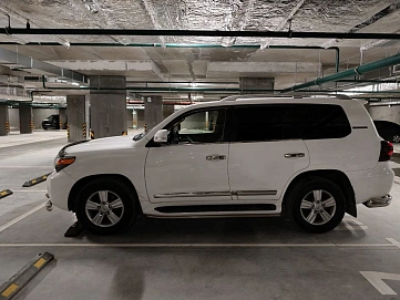 Toyota Land Cruiser, 2014г, полный привод, автомат