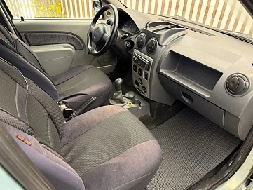 Renault Logan, 2006г, передний привод, механика