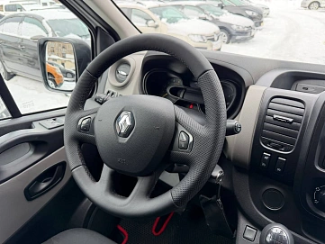 Renault Trafic, 2016г, передний привод, механика