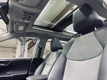 Toyota RAV4, 2025г, полный привод, вариатор
