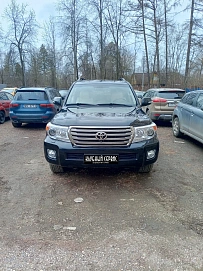 Toyota Land Cruiser, 2015г, полный привод, автомат