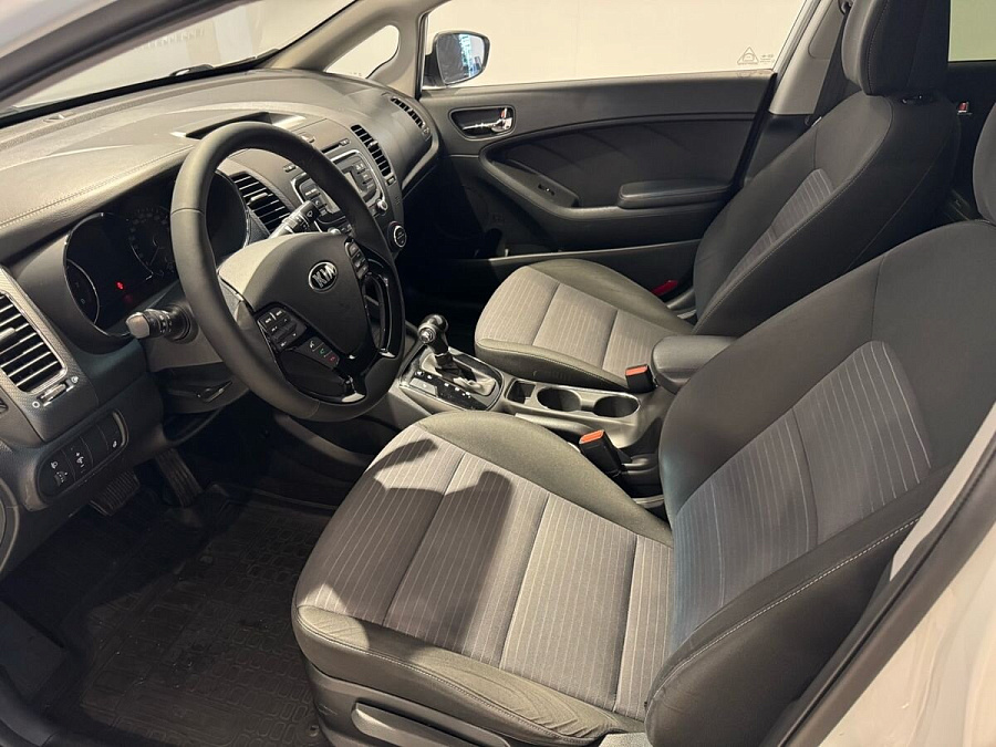 Kia , 2017г., передний привод, автомат