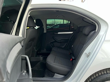 Skoda Rapid, 2021г, передний привод, автомат