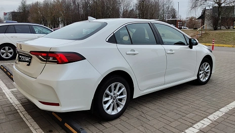 Toyota Corolla, 2019г, передний привод, вариатор