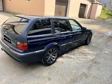 BMW 3 серии, 1998г, задний привод, механика