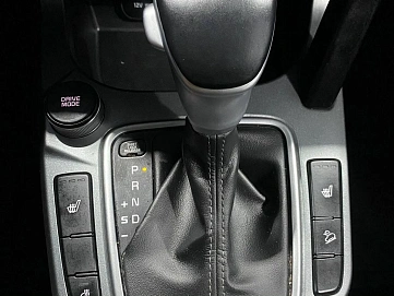 Kia Seltos, 2021г, полный привод, вариатор