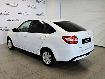 Lada (ВАЗ) Granta, 2022г, передний привод, механика