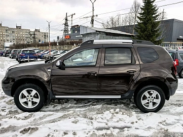 Renault Duster, 2017г, полный привод, автомат