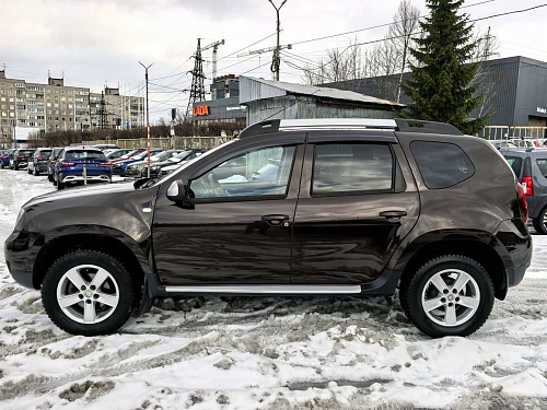 Renault Duster, 2017г, полный привод, автомат