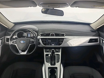 Geely Atlas, 2019г, передний привод, автомат