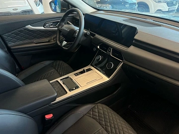 Exeed TXL, 2023г, полный привод, робот