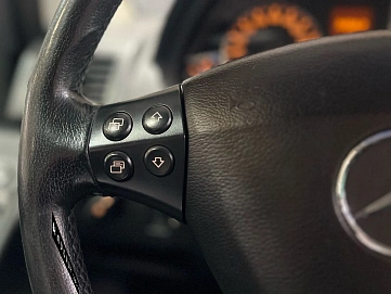 Mercedes-Benz A-Класс, 2005г, передний привод, вариатор