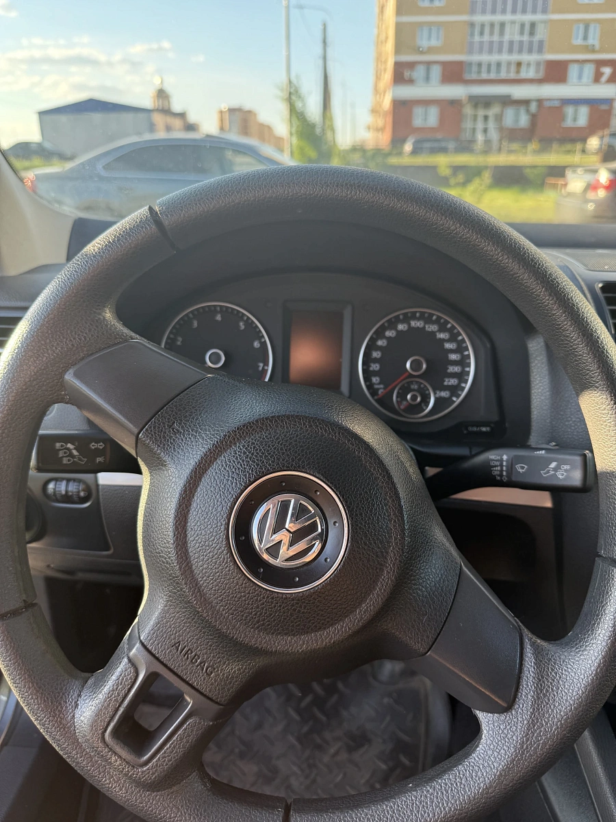 Volkswagen Jetta, 2010г., передний привод, механика