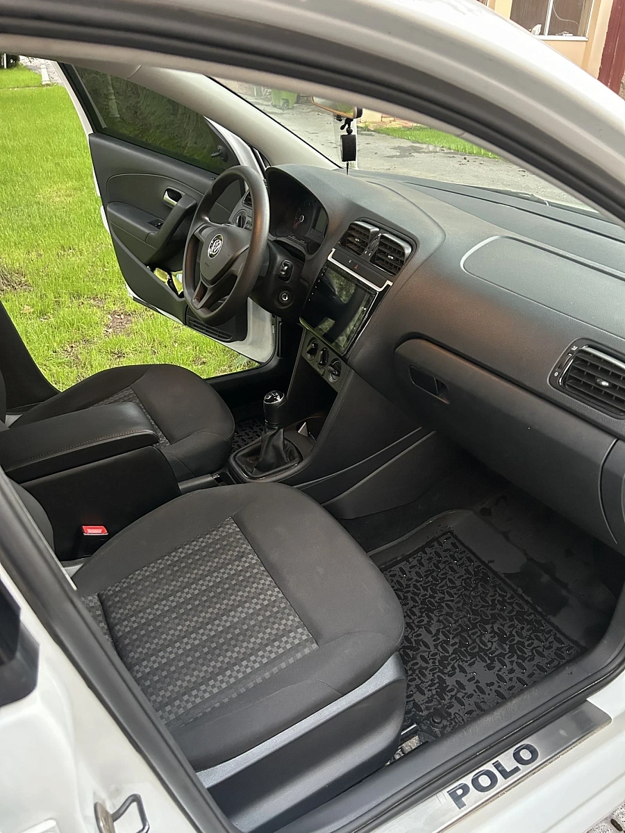 Volkswagen Polo, 2019г., передний привод, механика