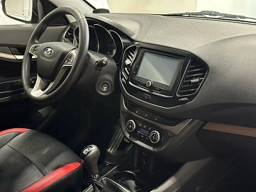 Lada (ВАЗ) Vesta, 2019г, передний привод, механика