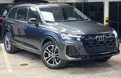 Audi Q7, 2025г, полный привод, автомат