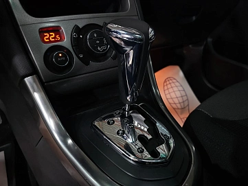 Peugeot 308, 2010г., передний привод, автомат