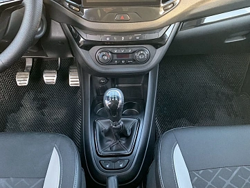 Lada (ВАЗ) Vesta, 2019г, передний привод, механика