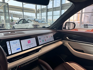 Geely Monjaro, 2023г, передний привод, автомат