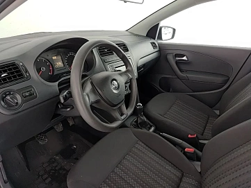 Volkswagen Polo, 2018г, передний привод, механика