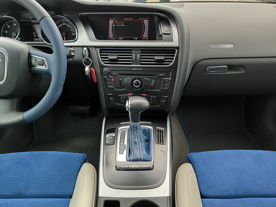 Audi , 2009г., передний привод, автомат