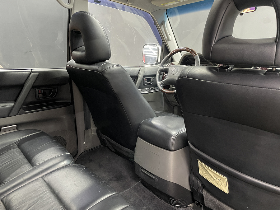 Mitsubishi Montero, 2001г., полный привод, автомат