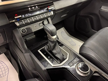 Mitsubishi L200, 2024г, полный привод, автомат